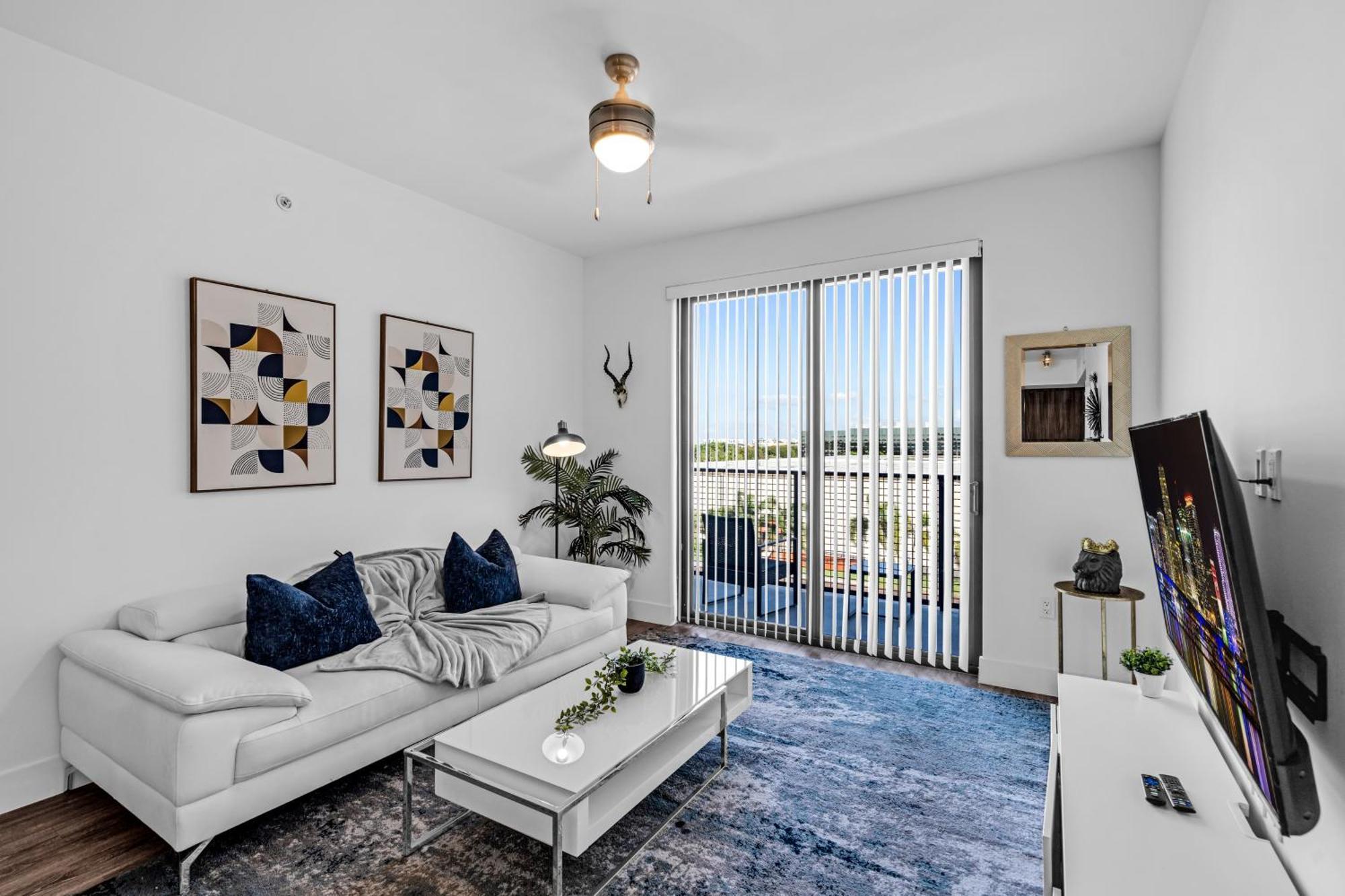Amazing 2 Bedroom Unit In Doral Miami With Free Parking Hialeah Gardens Exterior foto