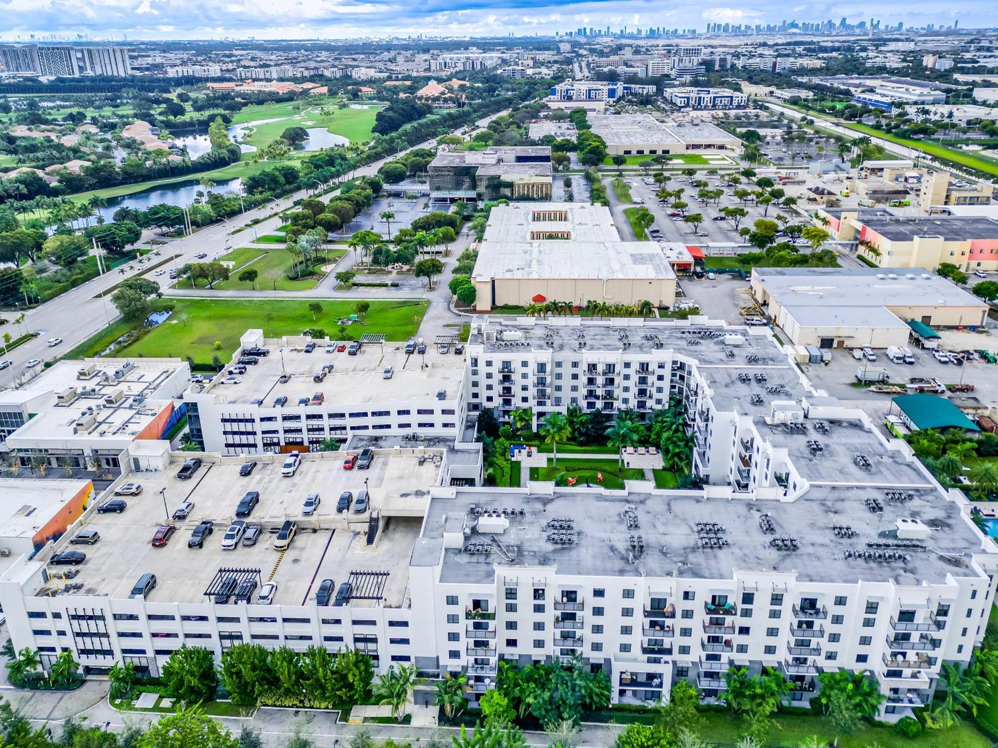 Amazing 2 Bedroom Unit In Doral Miami With Free Parking Hialeah Gardens Exterior foto